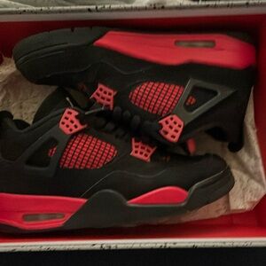 These are Jordan 4 red thunders off of stock x they are real